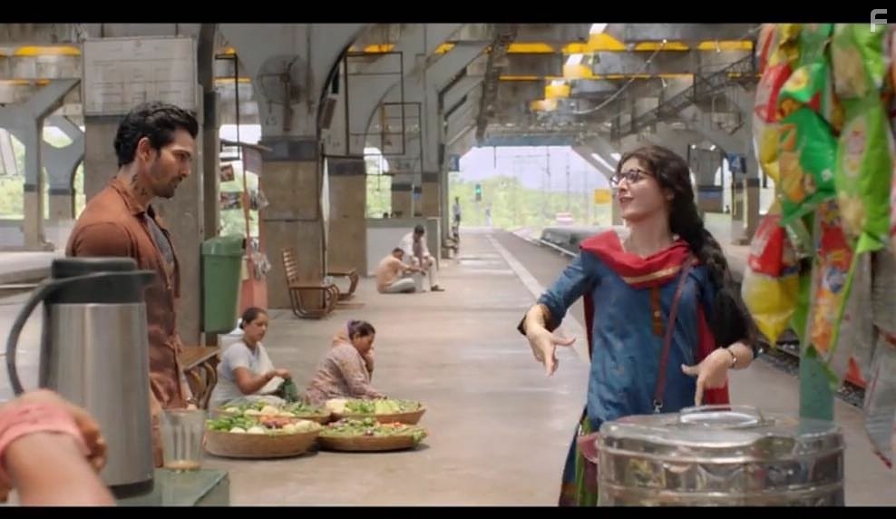 Harshvardhan Rane and Mawra Hocane in Клянусь тобой, любимая (2016)