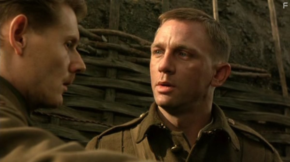 Daniel Craig in В июле 1916: Битва на Сомме (1999)