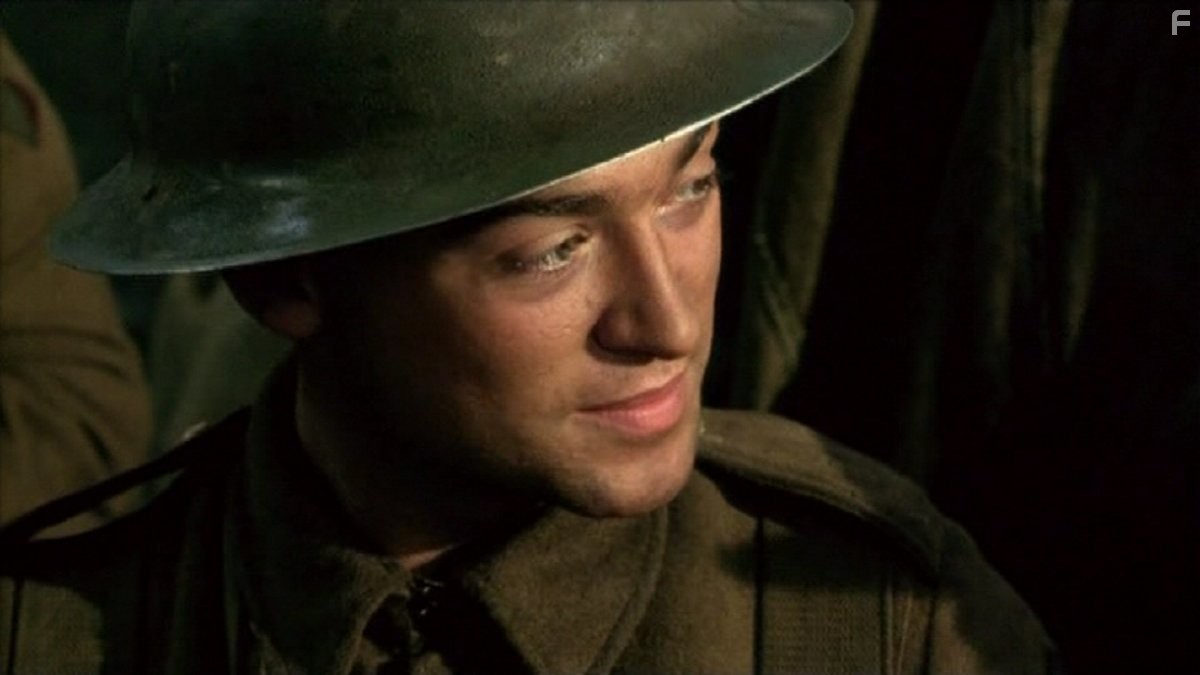 Paul Nicholls in В июле 1916: Битва на Сомме (1999)