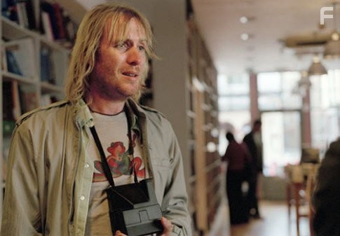 Rhys Ifans in Терпеливая любовь (2004)