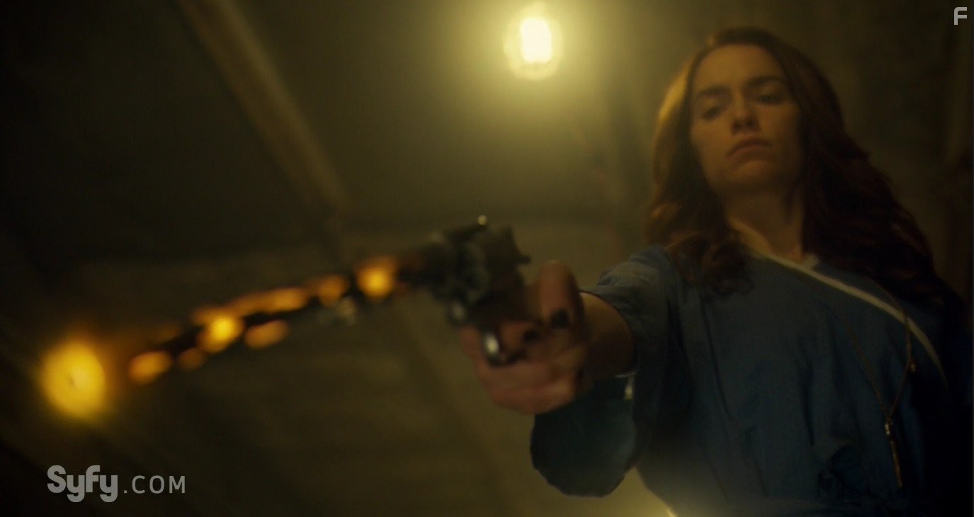 Melanie Scrofano in Вайнона Эрп (2016)