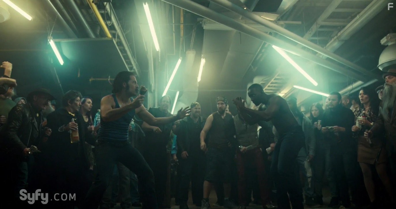 Tim Rozon and Shamier Anderson in Вайнона Эрп (2016)