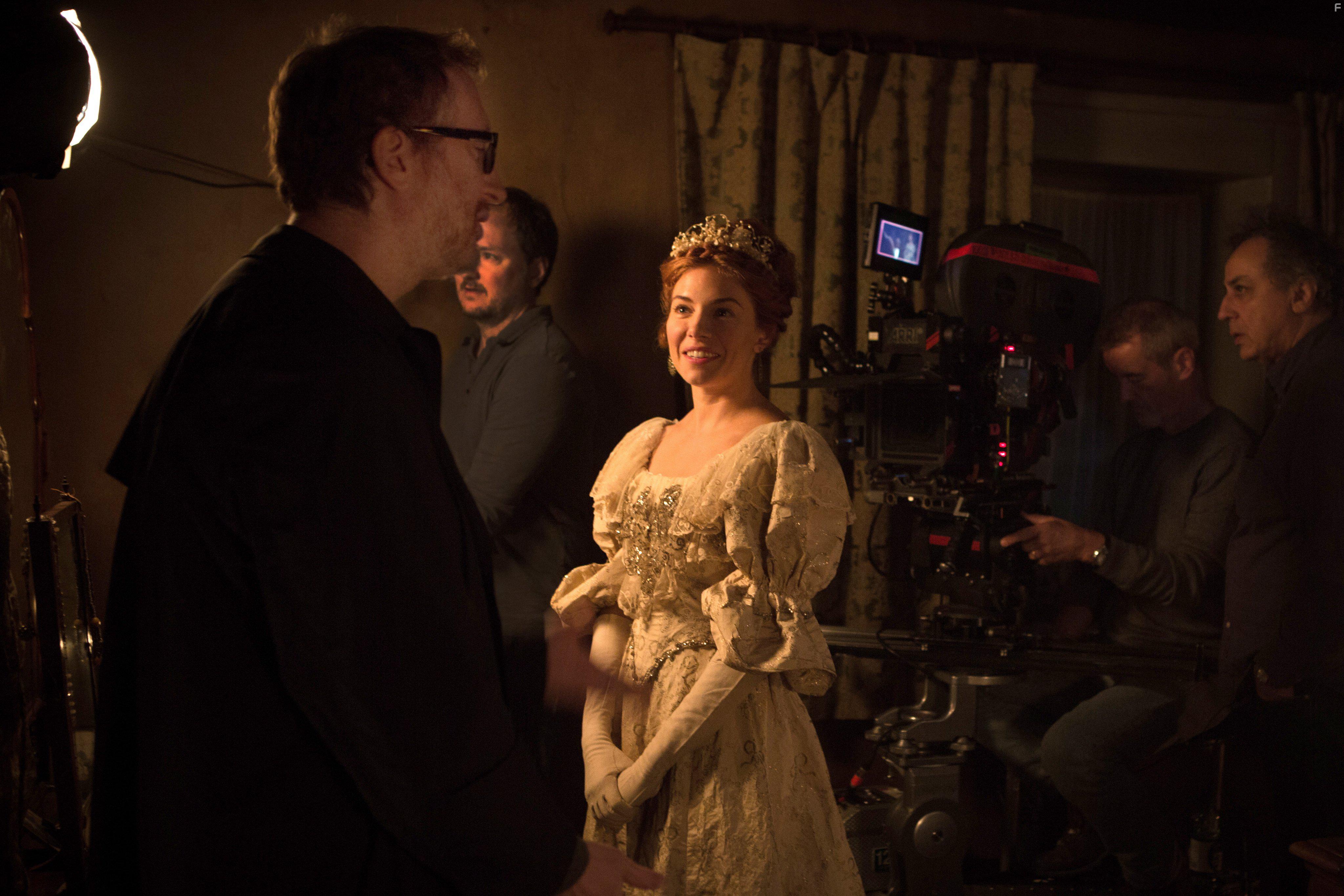 James Gray, Darius Khondji, and Sienna Miller in The Lost City of Z (2016)