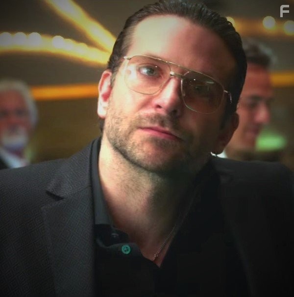 Bradley Cooper in Парни со стволами (2016)