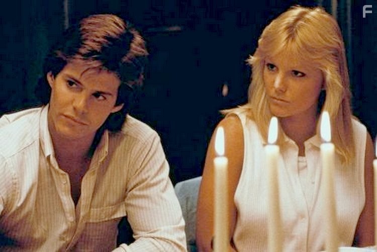 Ken Olandt and Amy Steel in День дурака (1986)