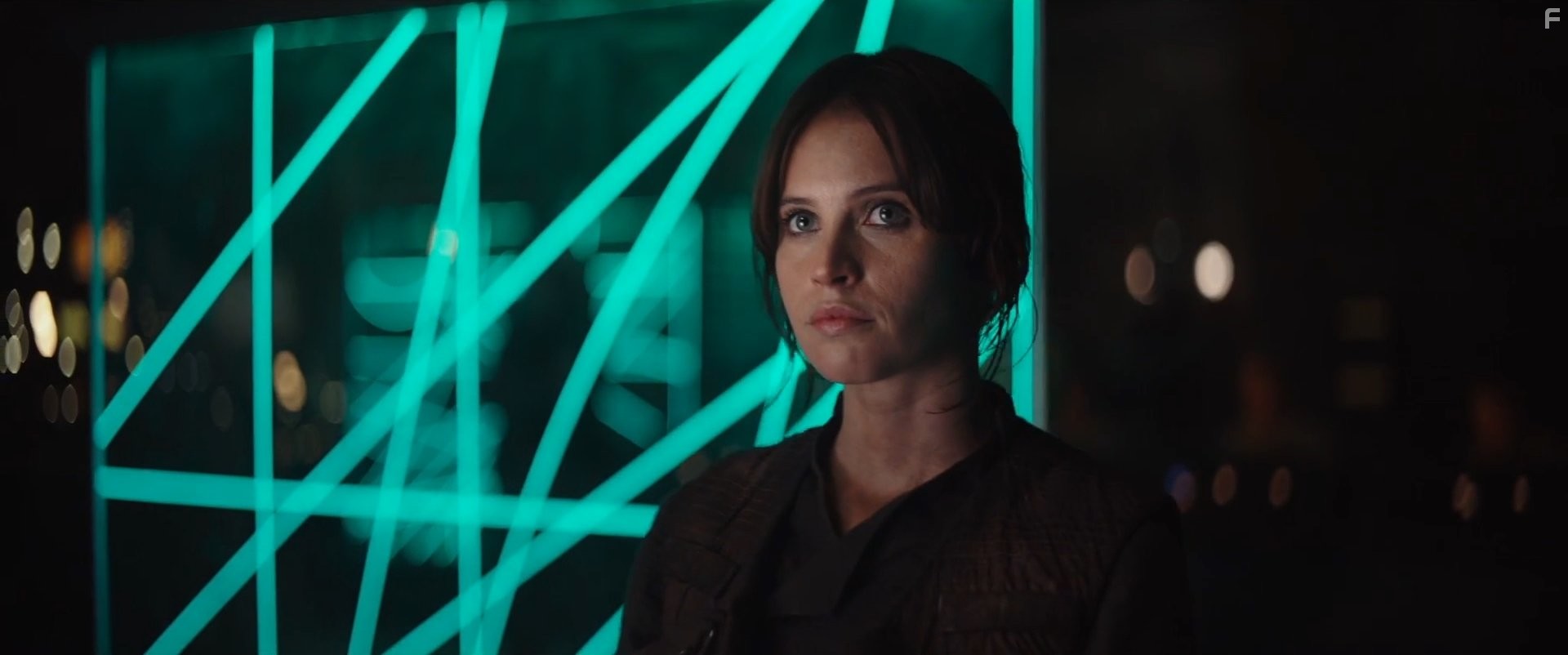 Felicity Jones in Изгой-один. Звёздные войны: Истории (2016)