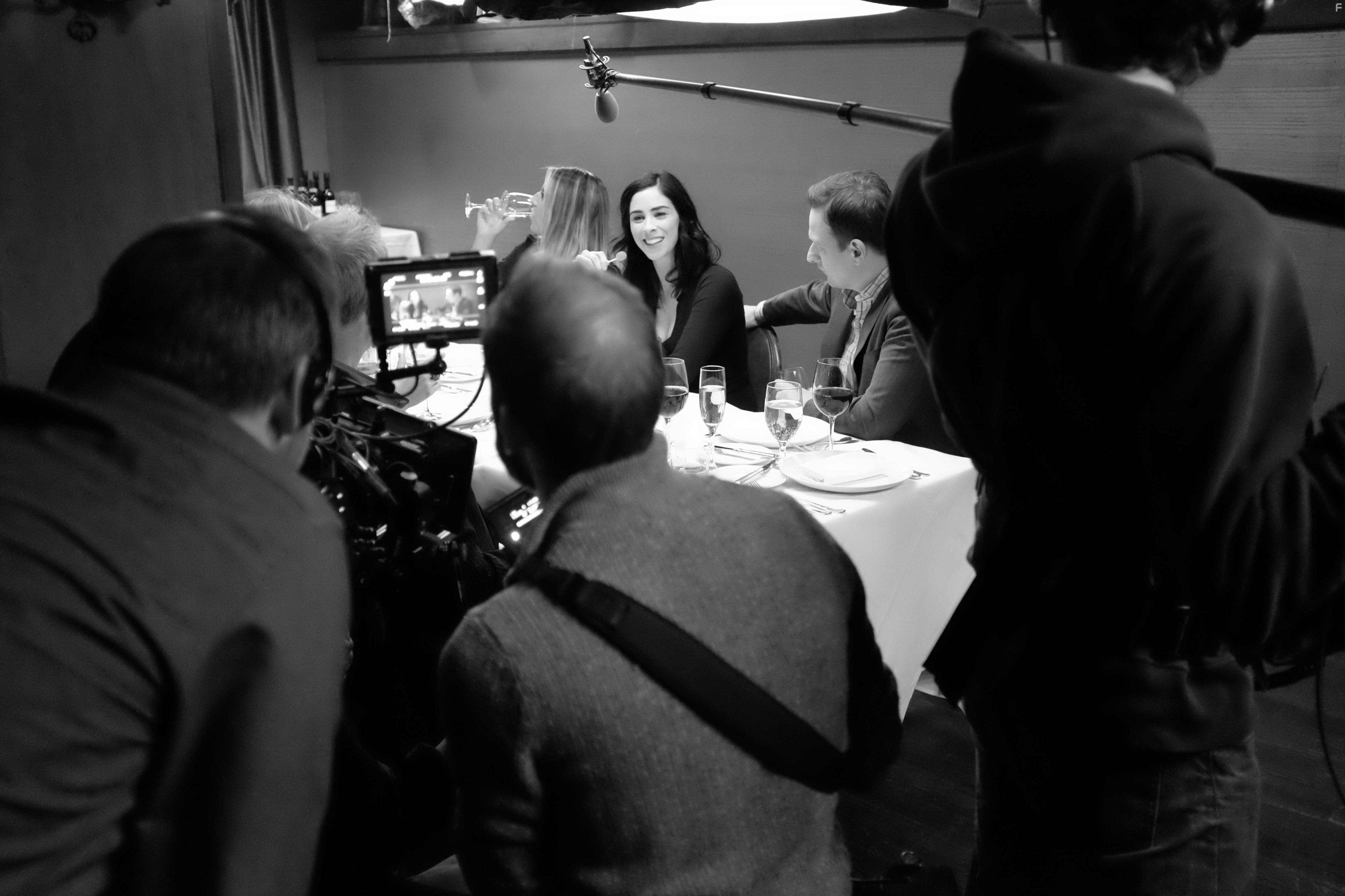 Josh Charles and Sarah Silverman in Я улыбаюсь в ответ (2015)