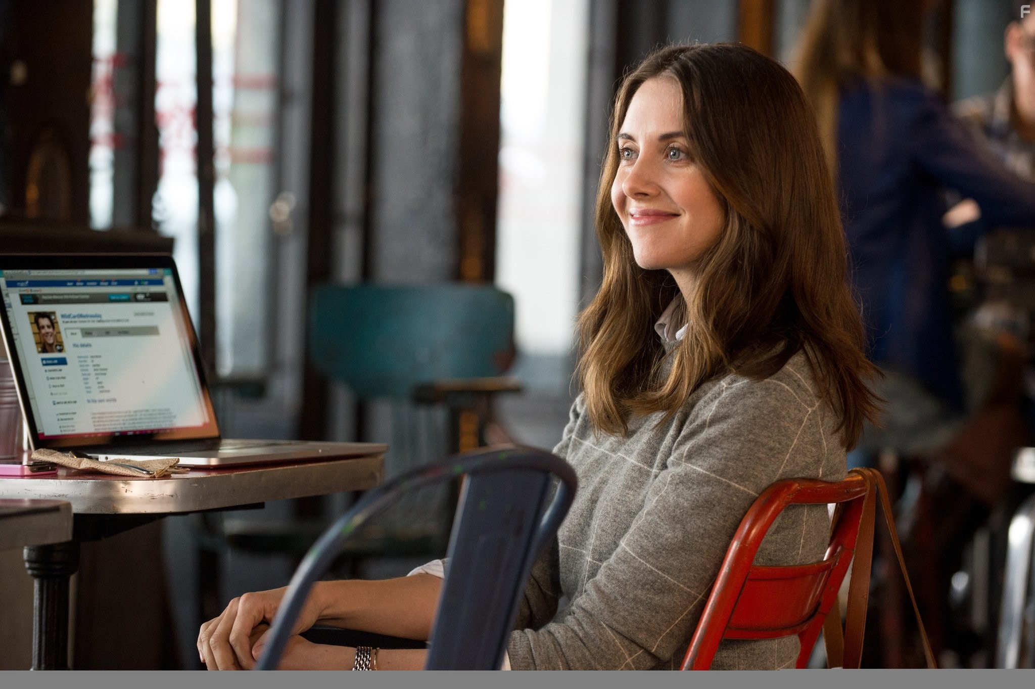 Alison Brie in В активном поиске (2016)