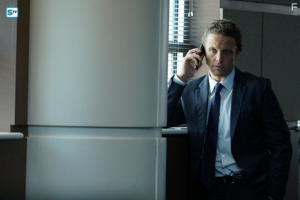 David Lyons in Game of Silence (2016)