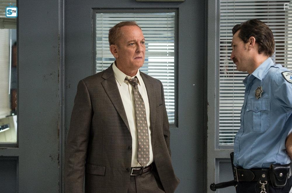 Conor O'Farrell and Linds Edwards in Game of Silence (2016)