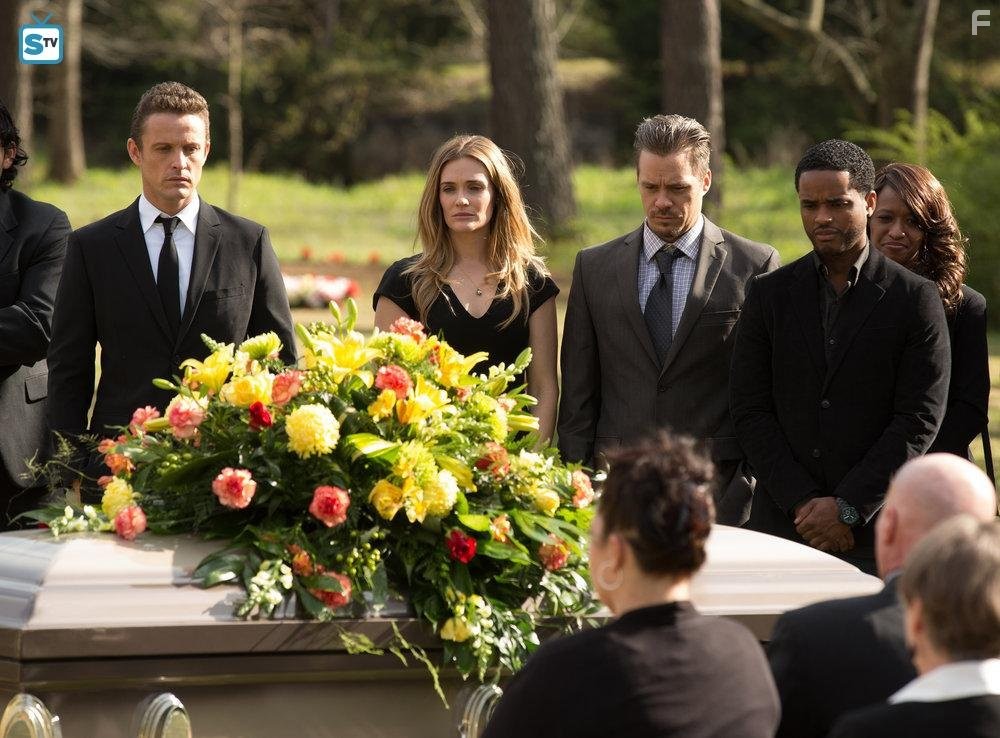 Larenz Tate, Bre Blair, Michael Raymond-James, and David Lyons in Game of Silence (2016)