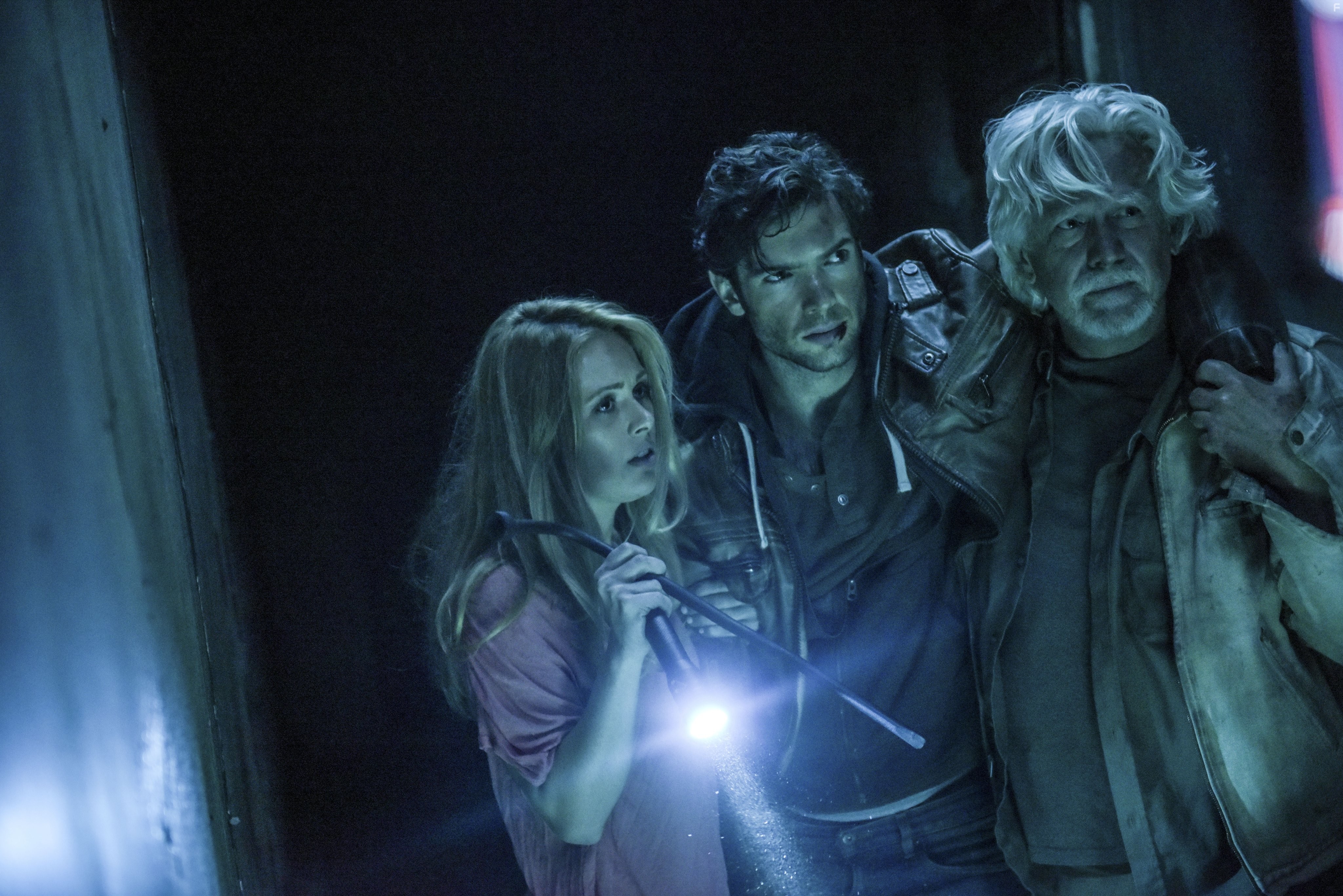 Bruce Davison, Ethan Peck, and Natalie Hall in The Curse of Sleeping Beauty (2016)