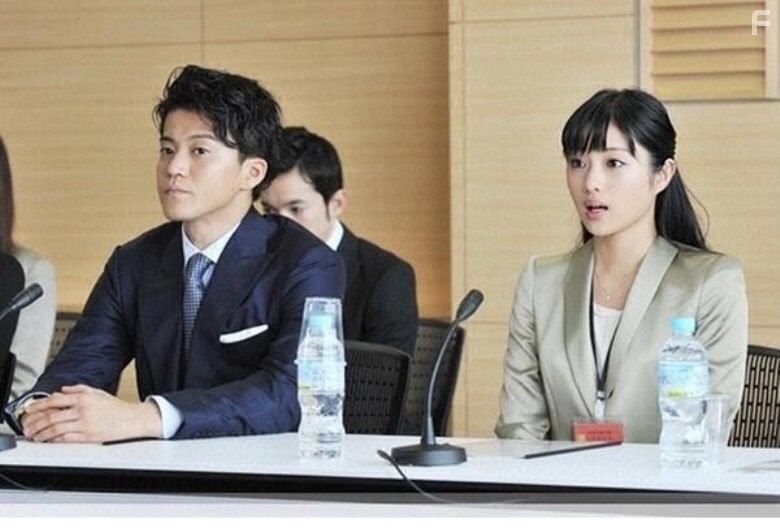 Shun Oguri and Satomi Ishihara in Rich Man, Poor Woman (2012)