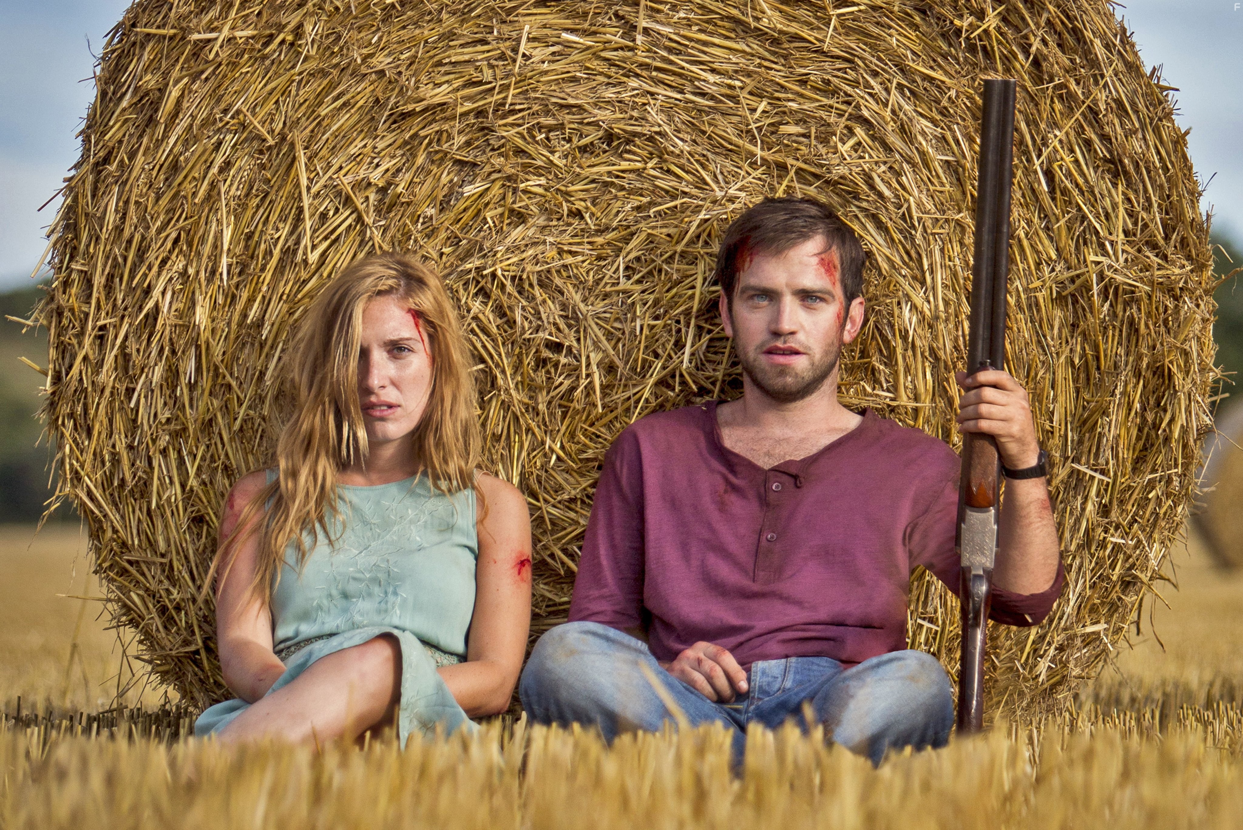 Jos?phine de La Baume in Road Games (2015)