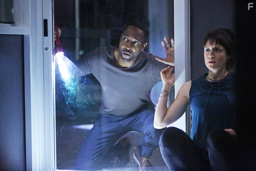 Nadine Lewington in Карантин (2016)