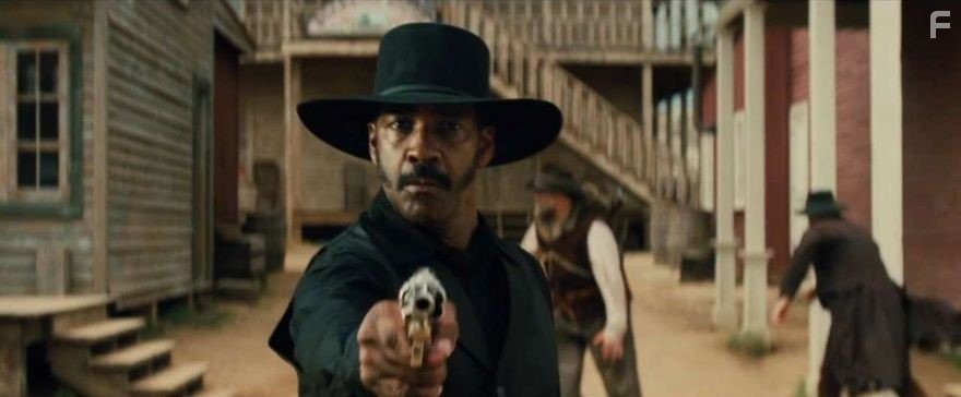 Denzel Washington in Великолепная семерка (2016)