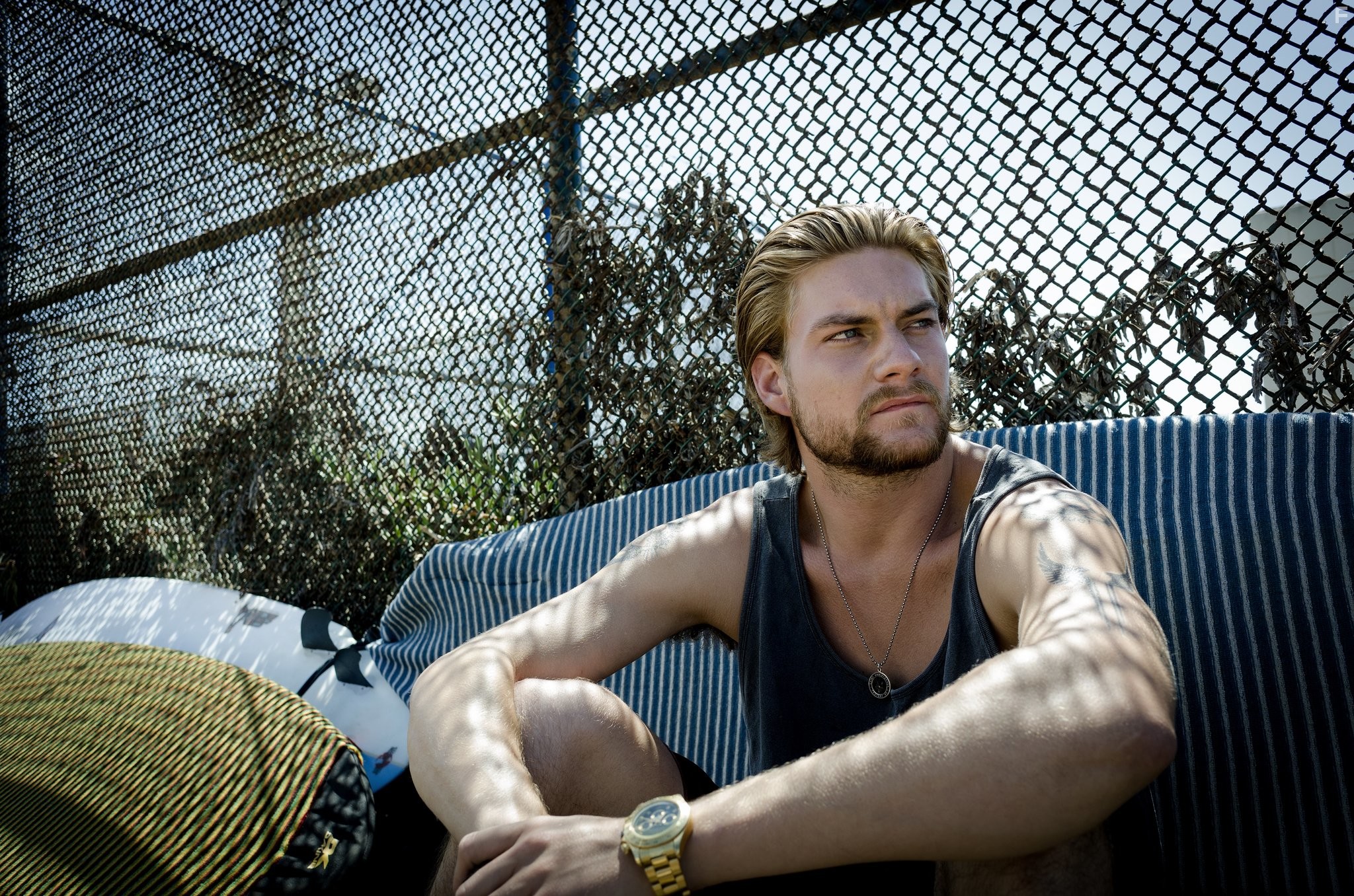 Jake Weary in Animal Kingdom: Pilot (2016)