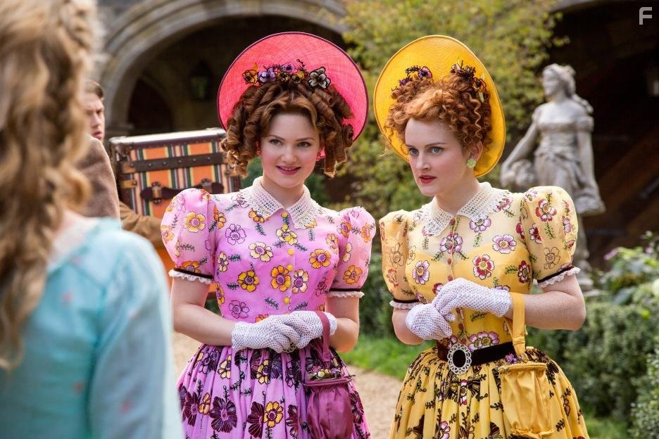 Holliday Grainger, Sophie McShera, and Lily James in Золушка (2015)