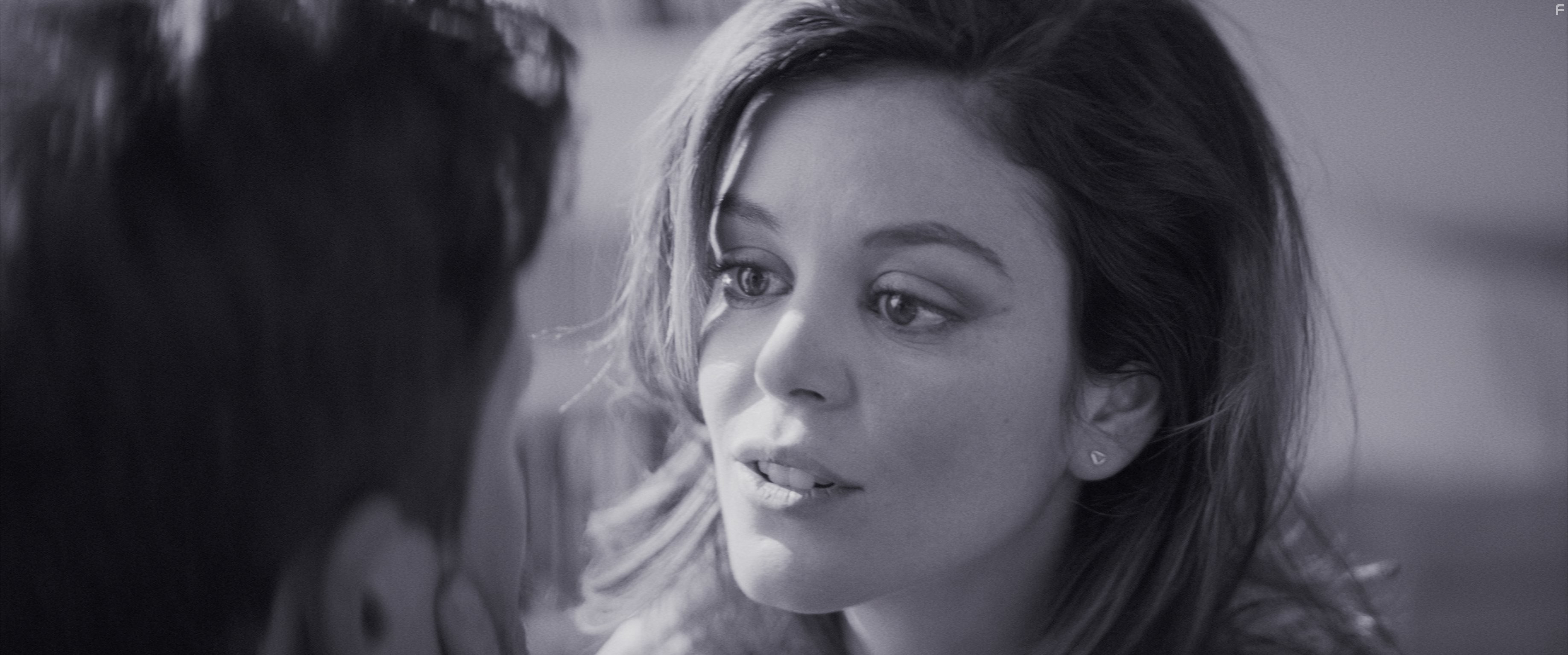 Nora Zehetner in Creative Control (2015)