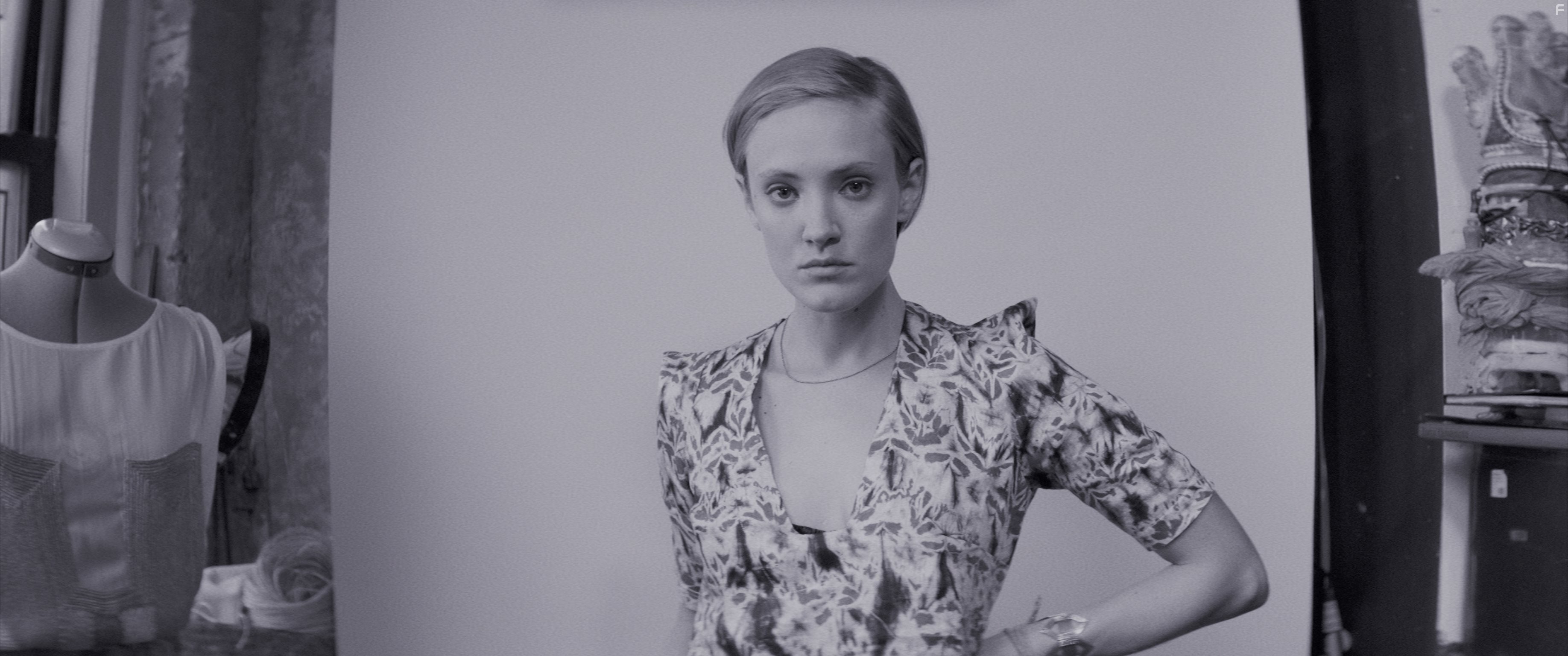 Alexia Rasmussen in Creative Control (2015)