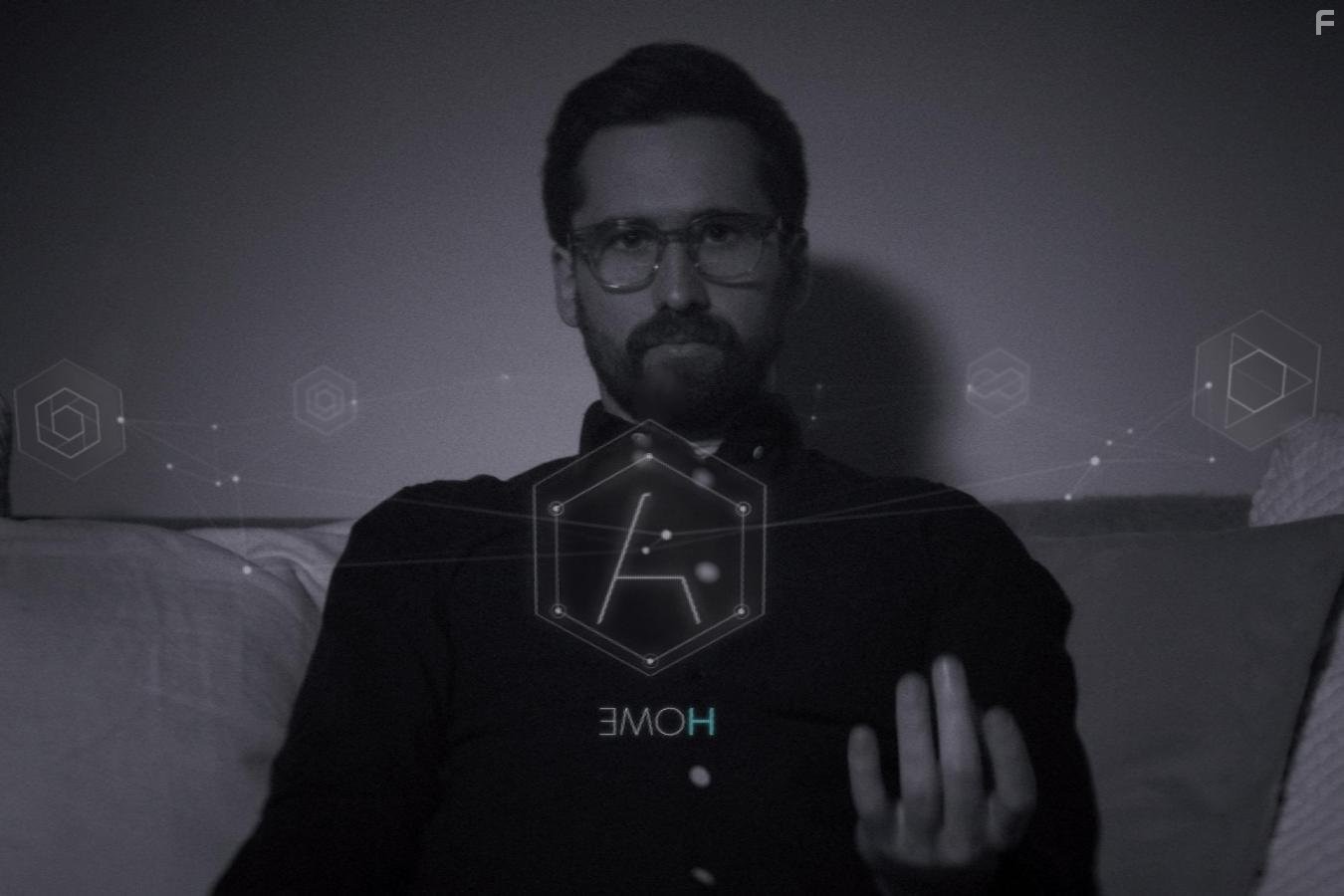 Benjamin Dickinson in Creative Control (2015)