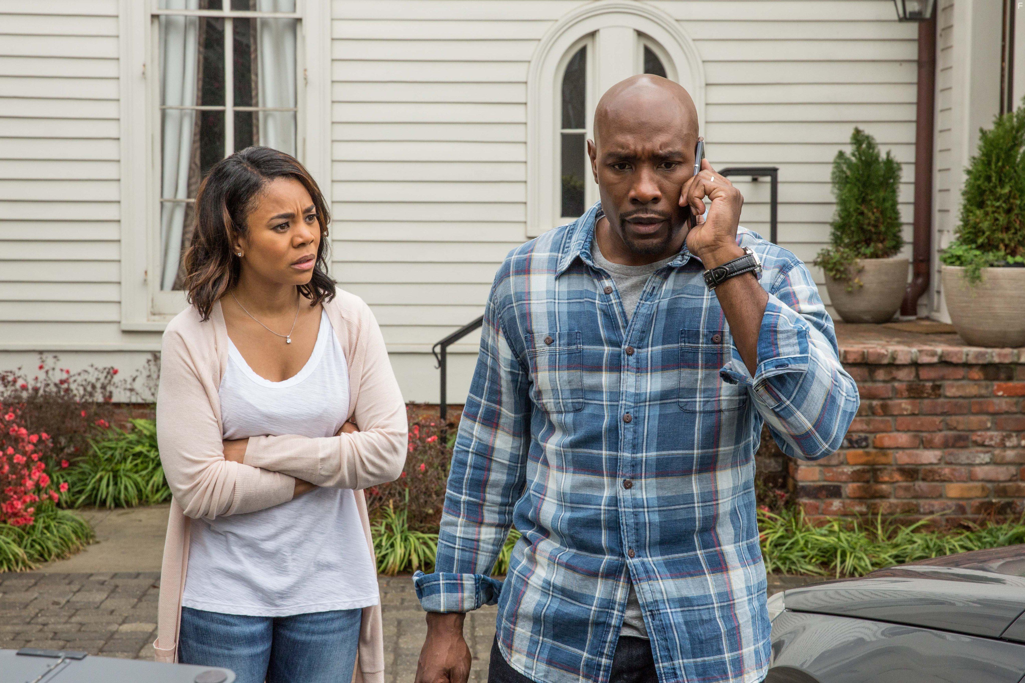 Morris Chestnut and Regina Hall in When the Bough Breaks (2016)