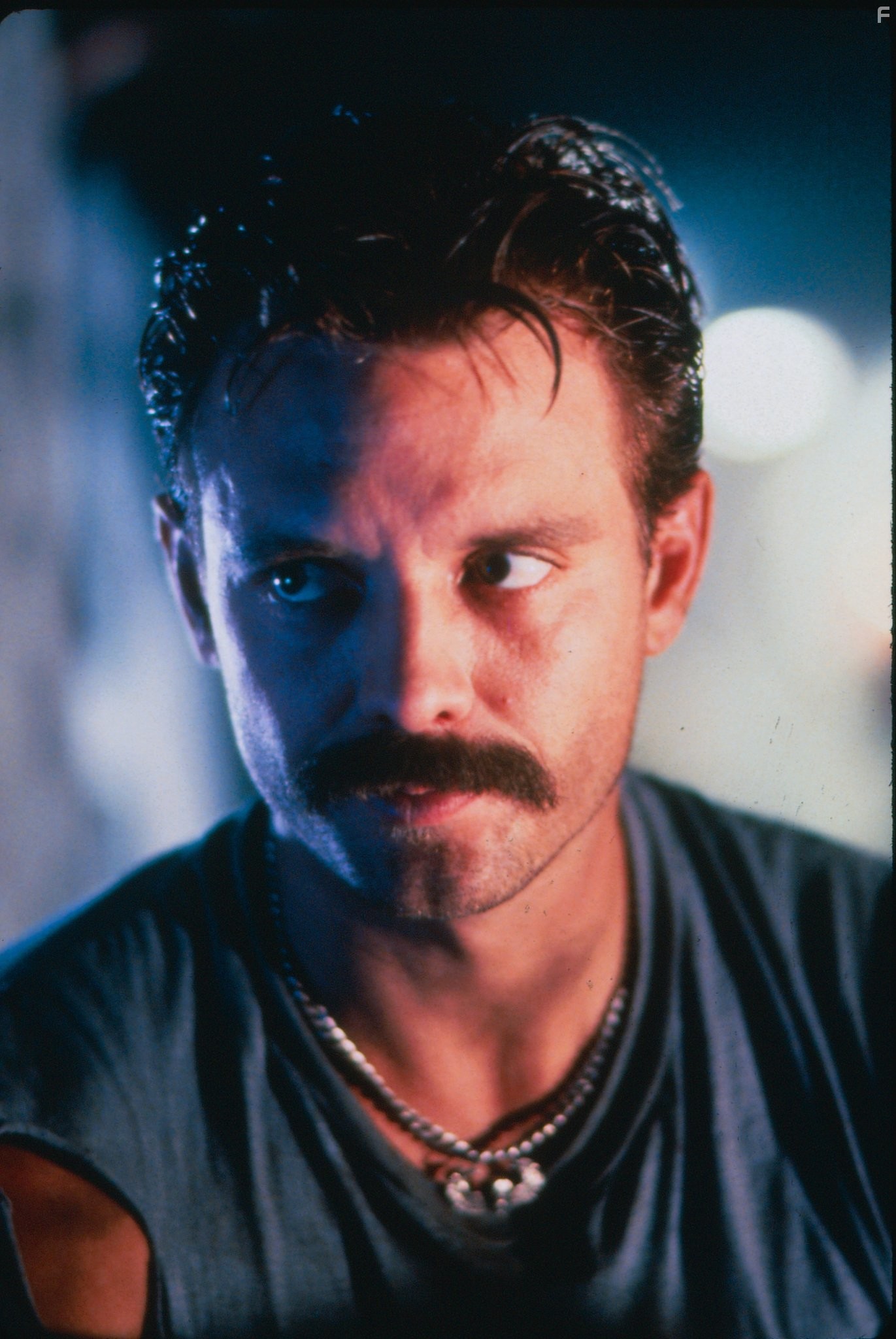 Michael Biehn in Бездна (1989)