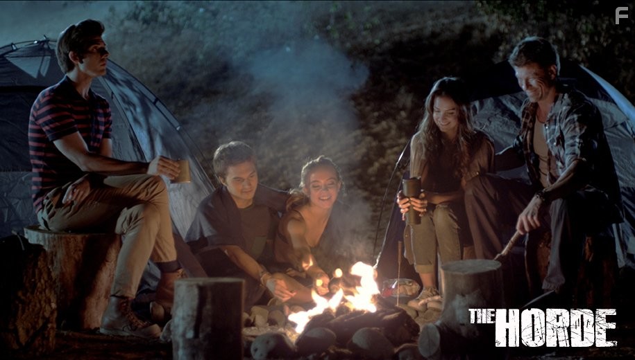 Paul Logan, Tiffany Brouwer, Sydney Sweeney, John Omohundro, and Thomas Ochoa in The Horde (2016)