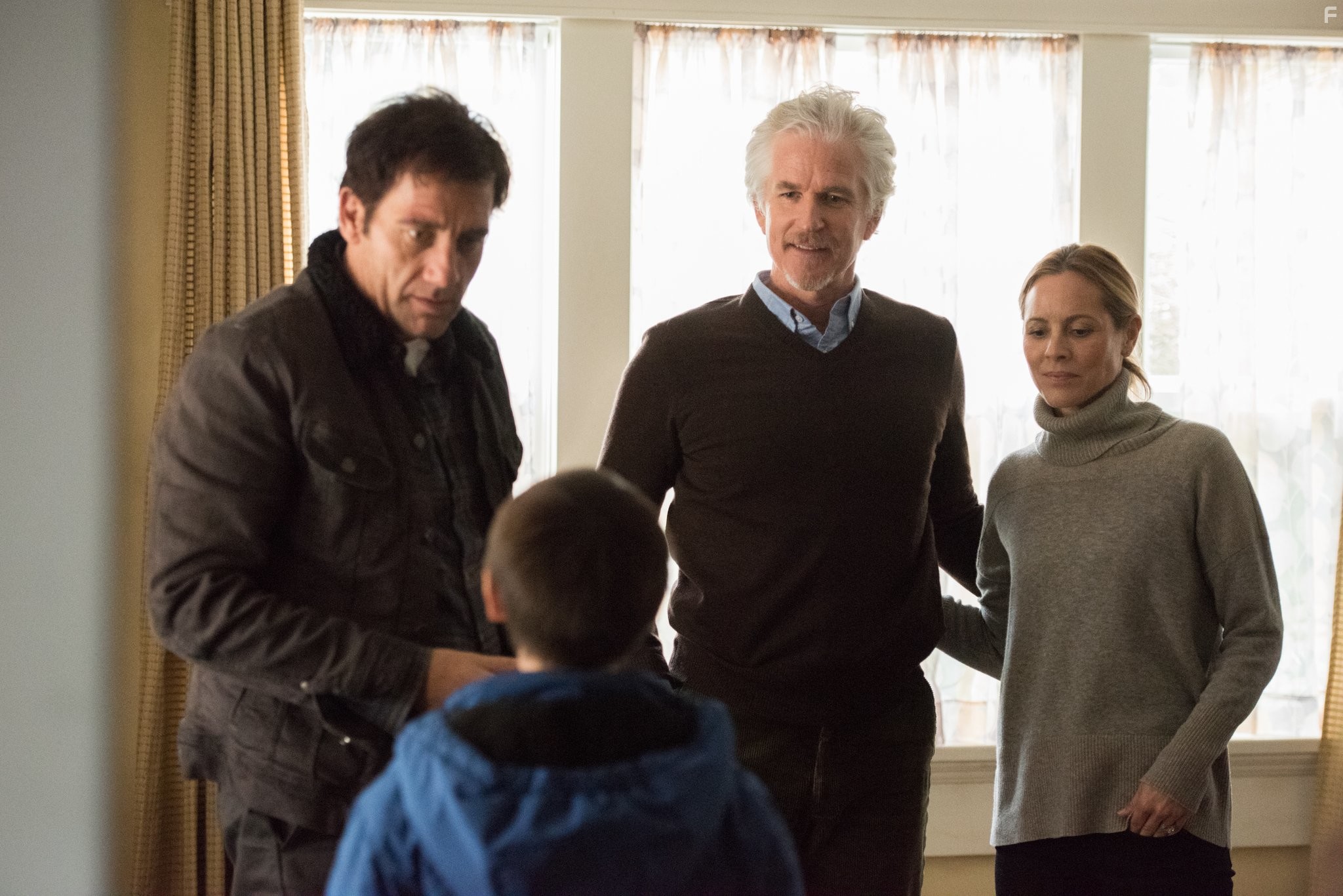 Matthew Modine, Maria Bello, and Clive Owen in Подтверждение (2016)