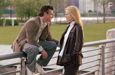 NICOLE KIDMAN stars as U.N. interpreter Silvia Broome and SEAN PENN is Tobin Keller, the federal agent charged with protecting her, in The Interpreter, a suspenseful thriller of international intrigue.