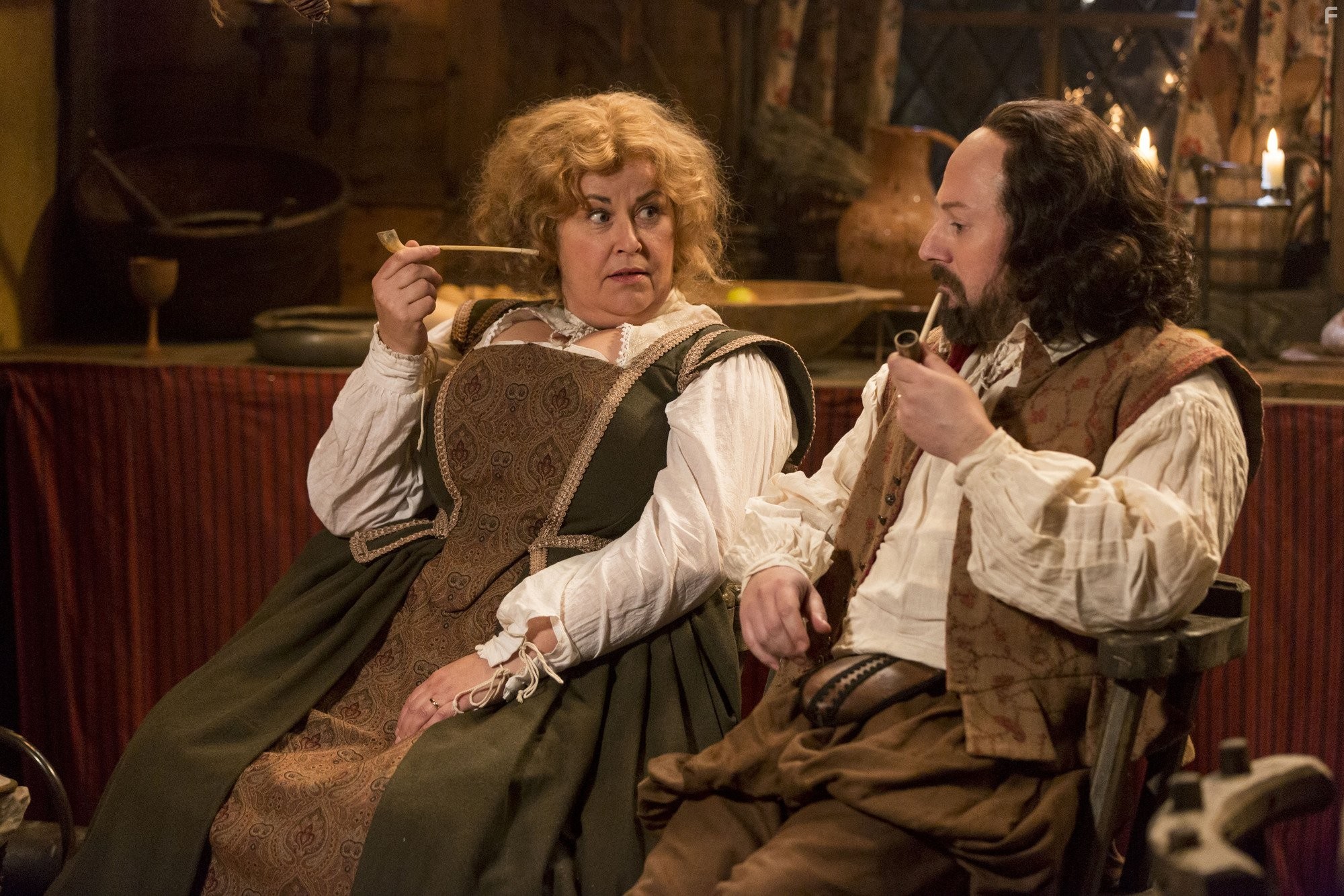 David Mitchell and Liza Tarbuck in Upstart Crow (2016)