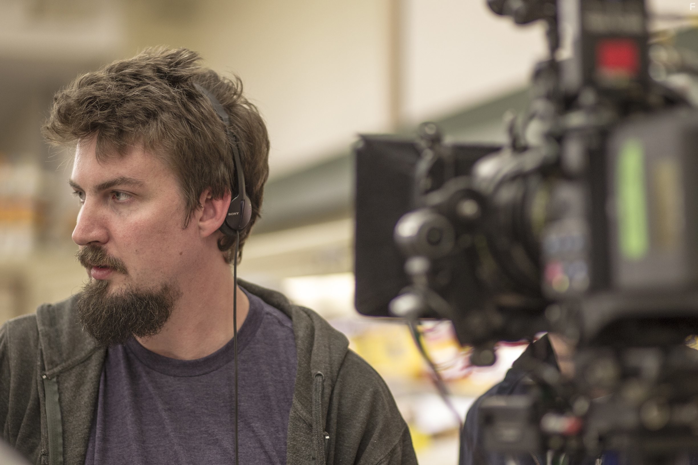 Adam Wingard in Изгой (2016)