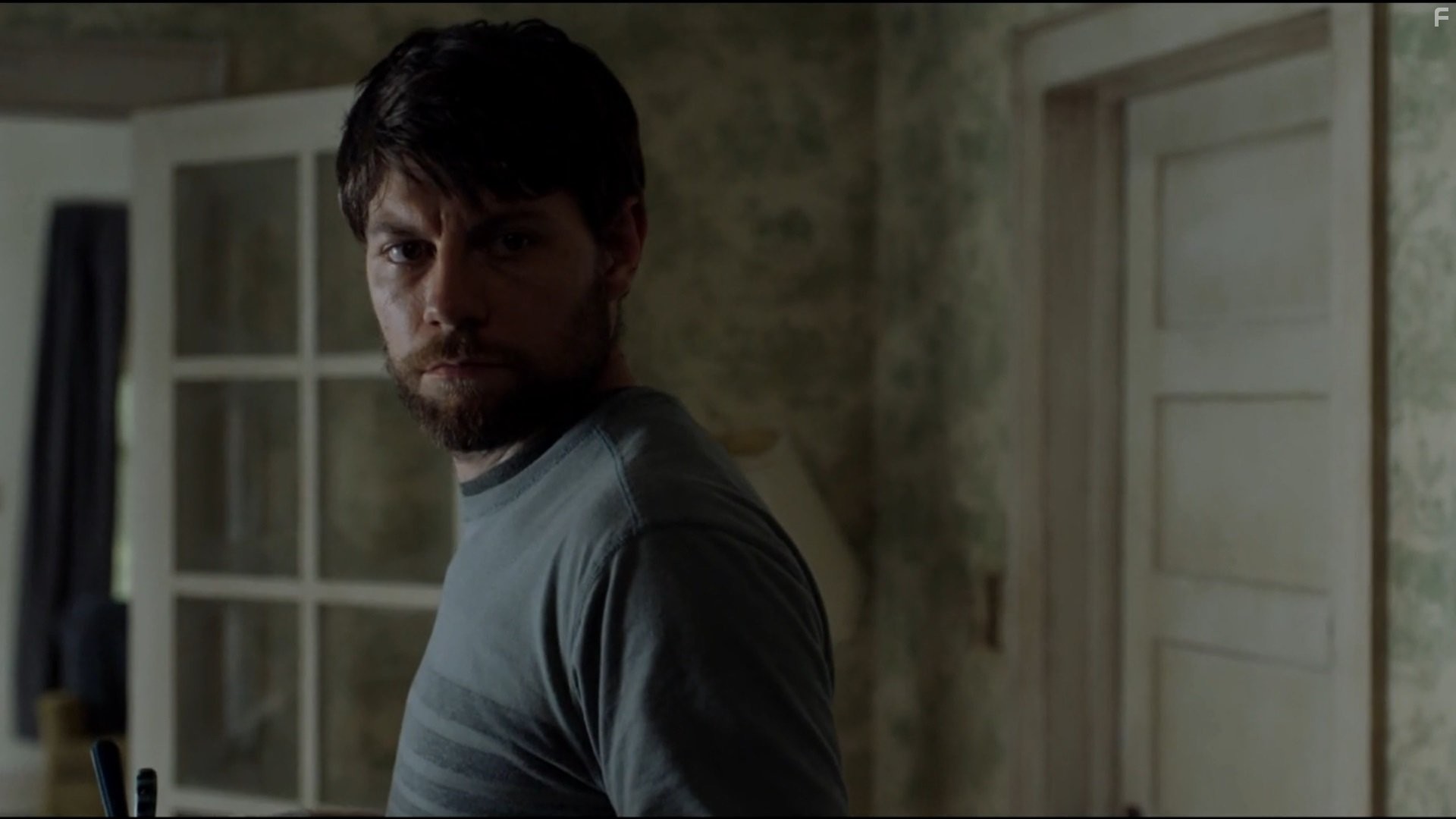 Patrick Fugit in Изгой (2016)