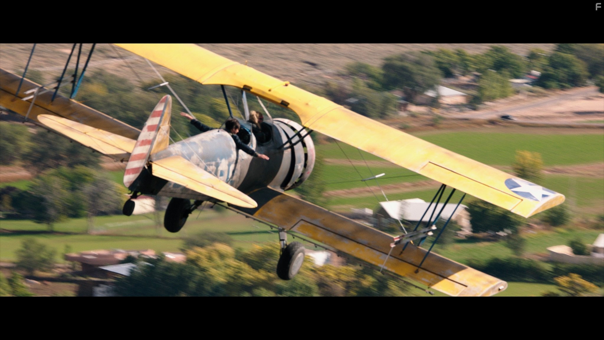 Космос между нами (2016)