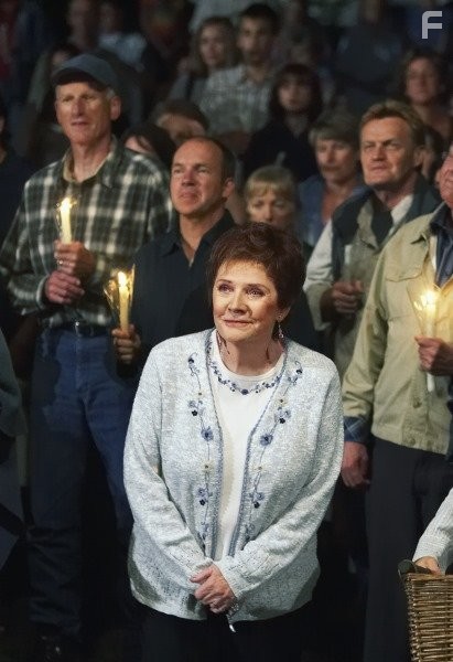 Polly Bergen in Candles on Bay Street (2006)