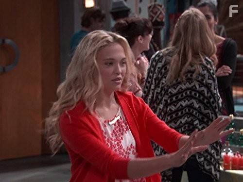 Best Friends Whenever (2015)