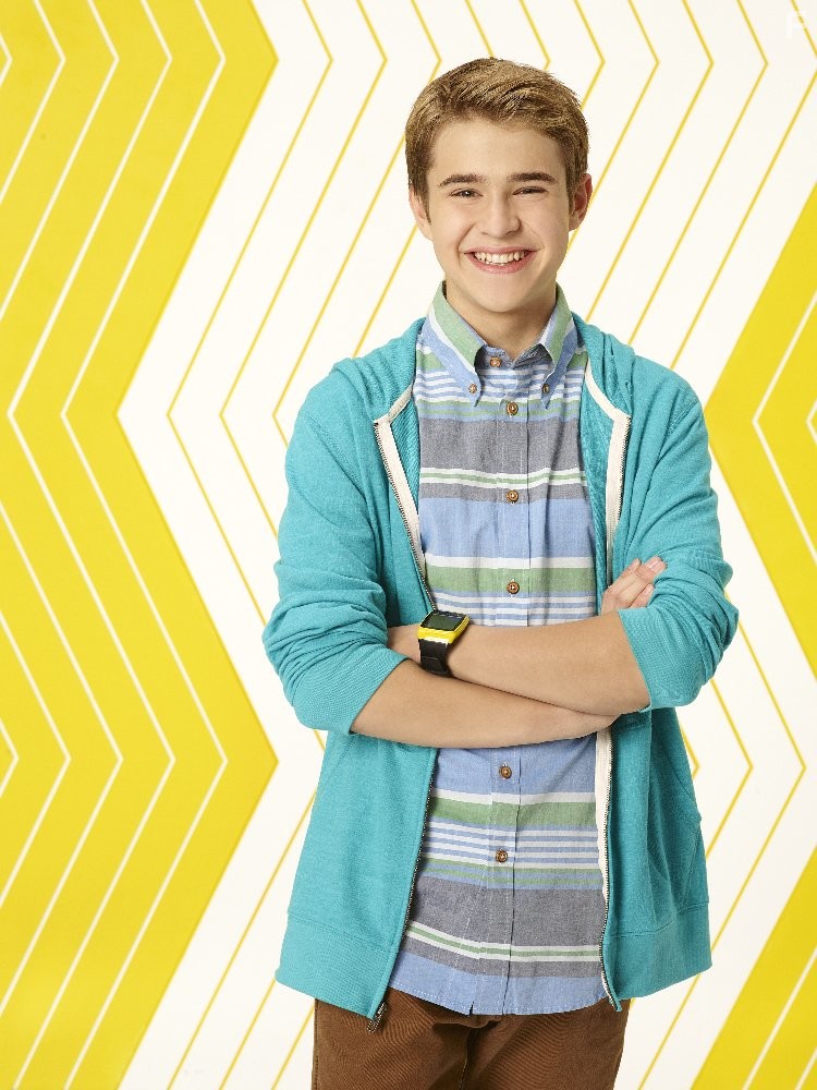 Gus Kamp in Best Friends Whenever (2015)