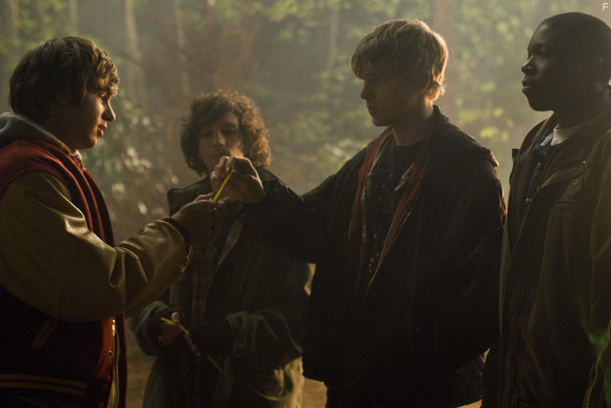 Denzel Whitaker, Max Thieriot, Nick Lashaway, and John Magaro in Забери мою душу (2010)