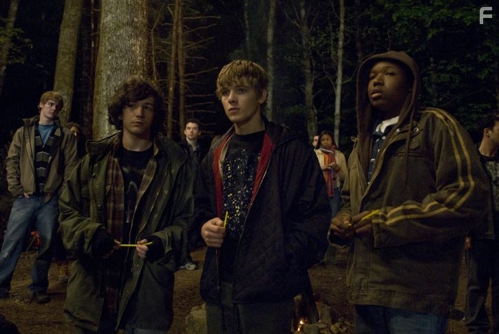 Denzel Whitaker, Max Thieriot, and John Magaro in Забери мою душу (2010)