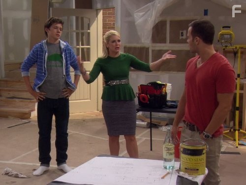 Melissa Joan Hart, Joey Lawrence, and Nick Robinson in Мелисса и Джоуи (2010)