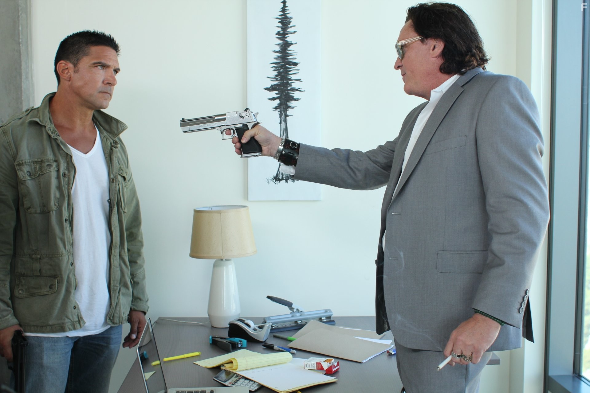 Michael Madsen and Paul Sloan in Vigilante Diaries (2016)