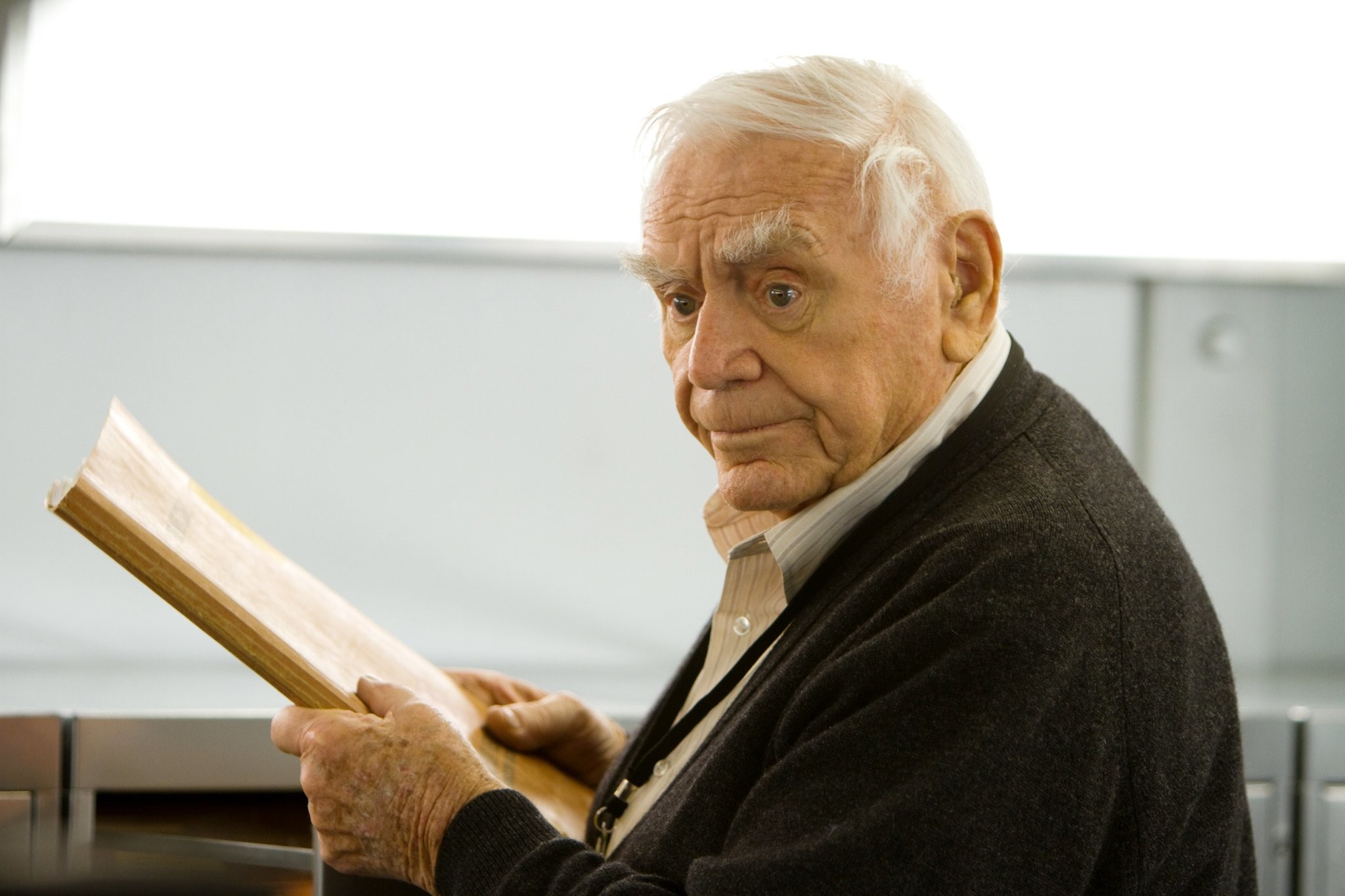 Ernest Borgnine in РЭД (2010)