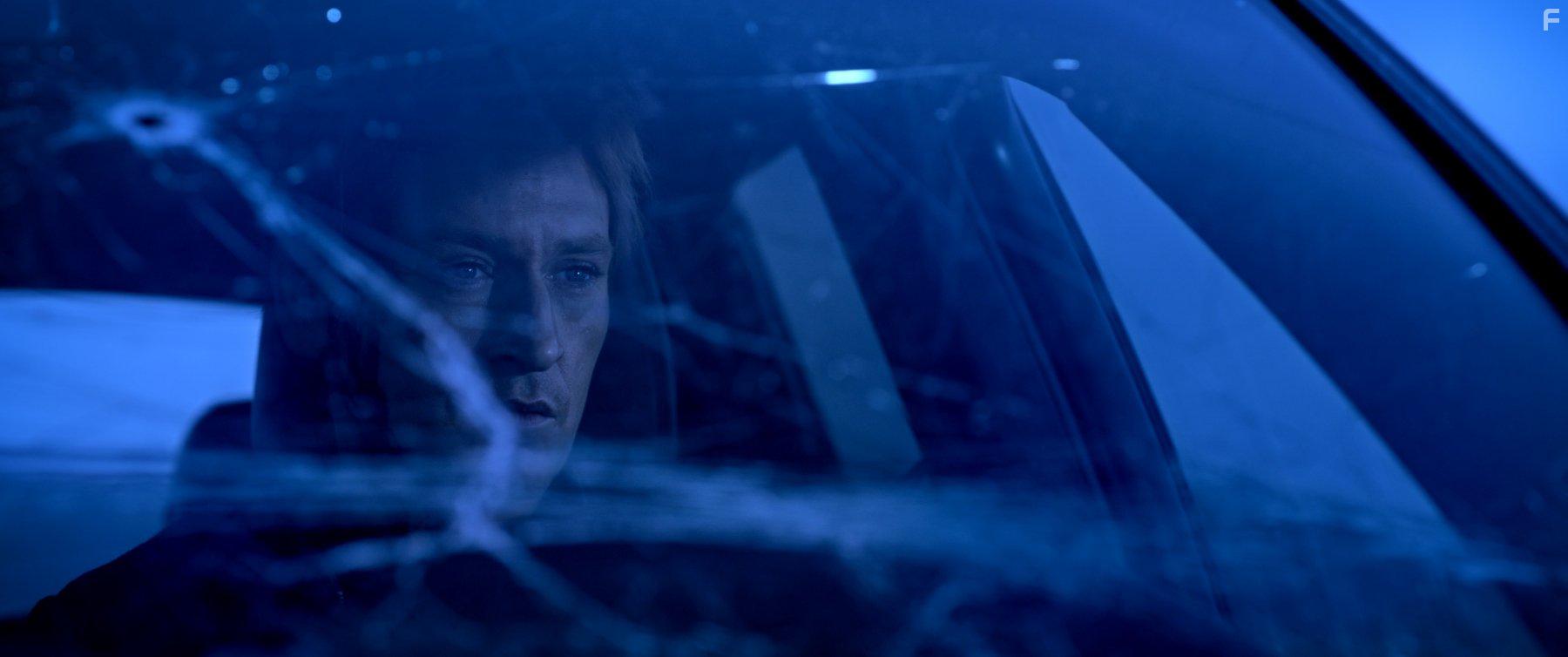 Benot Magimel in Le convoi (2016)