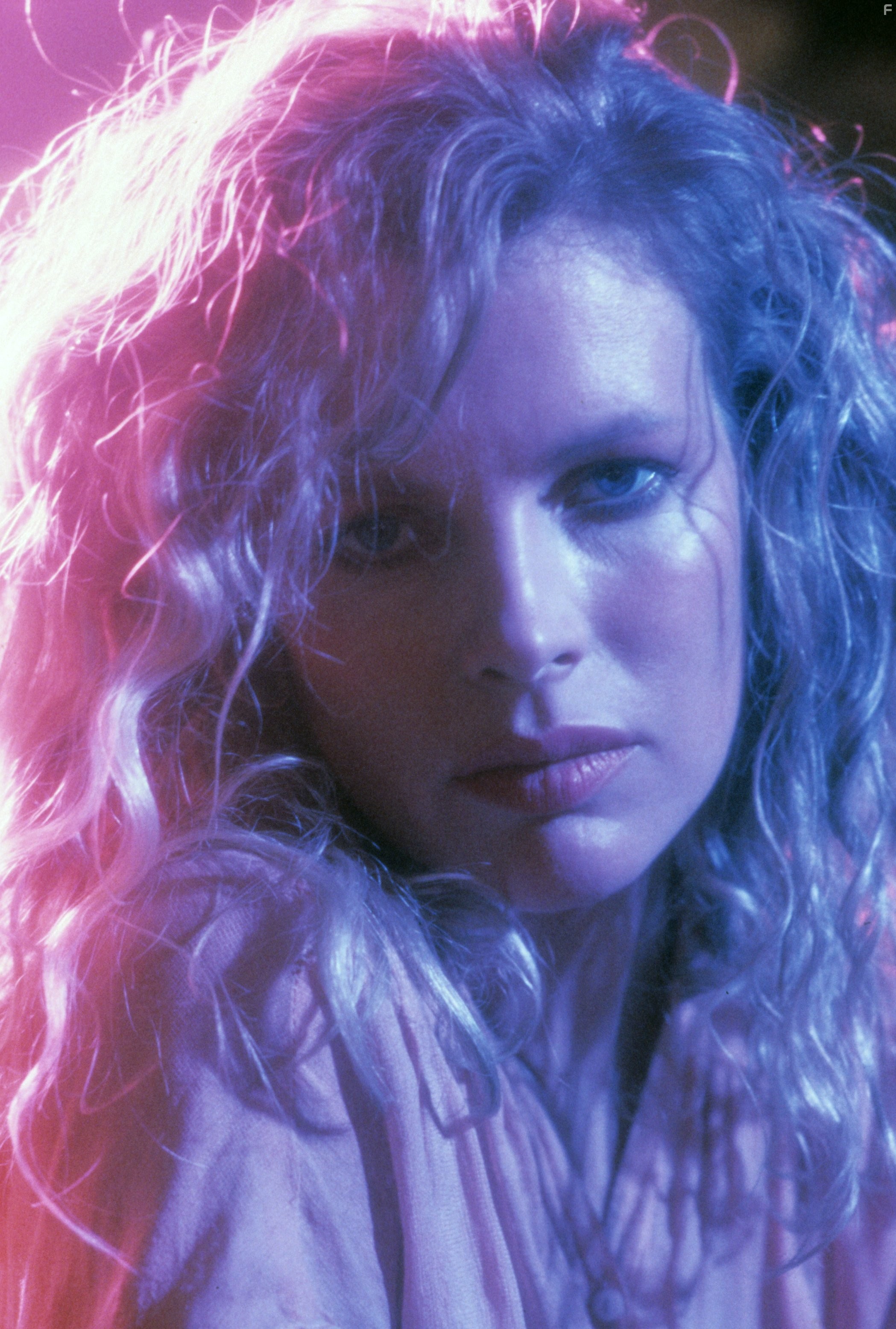 Kim Basinger in Без пощады (1986)