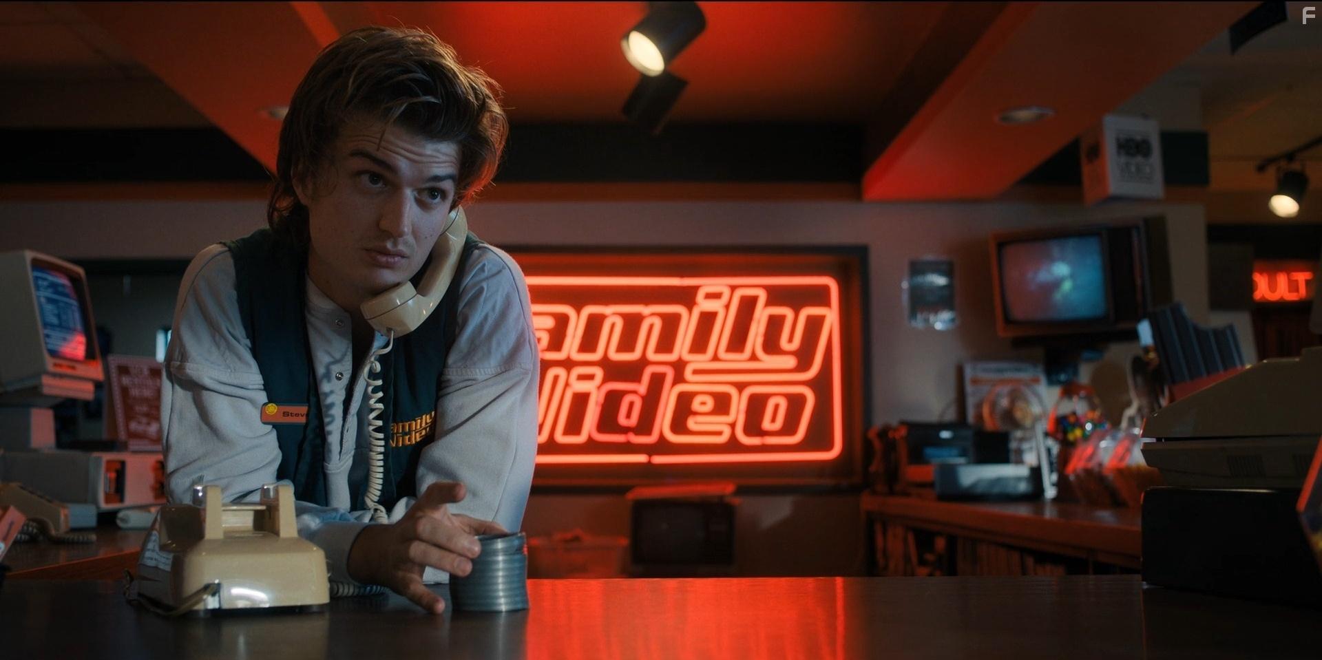 Очень странные дела #12