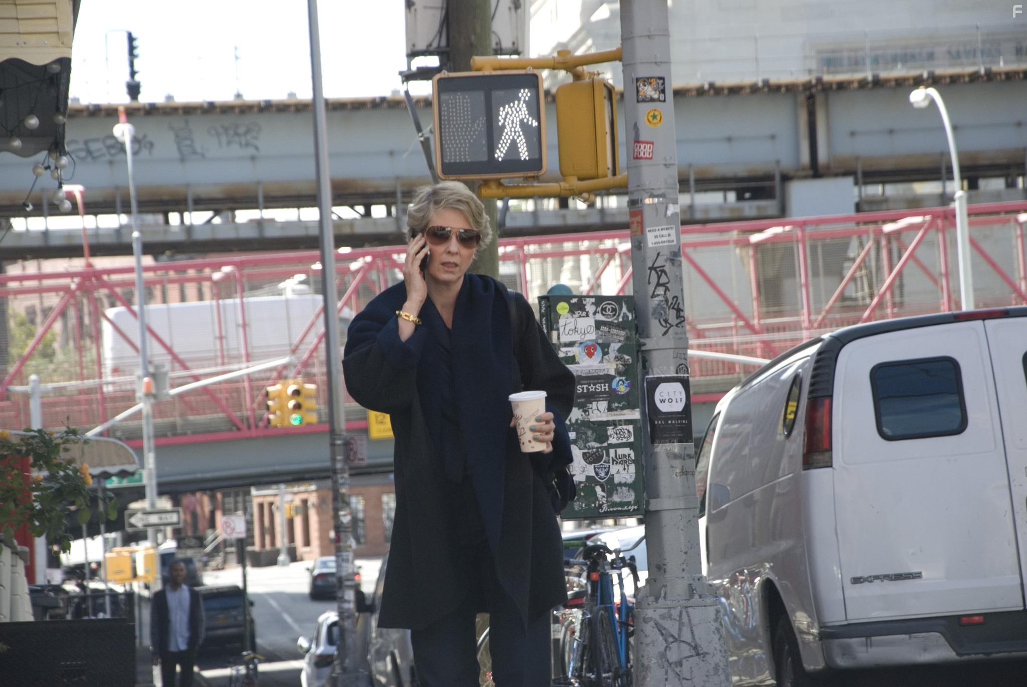 Cynthia Nixon in 5 Flights Up (2014)