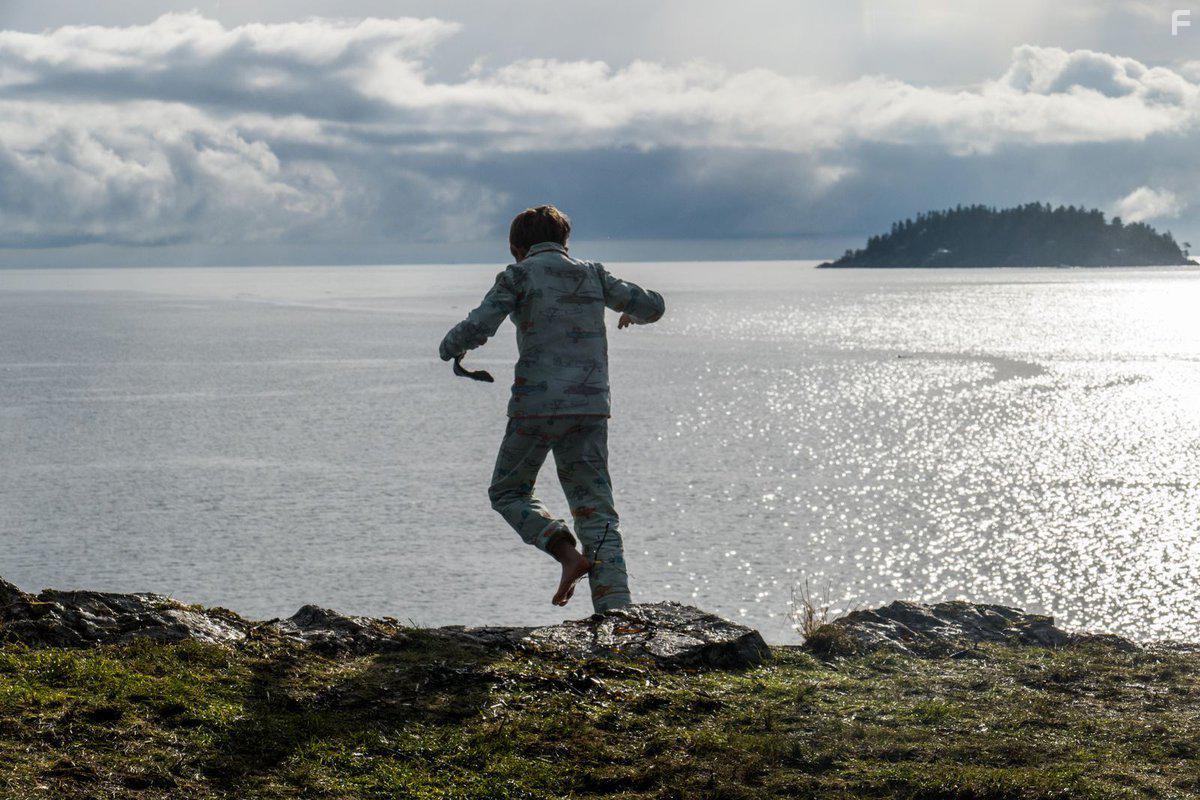 Aiden Longworth in The 9th Life of Louis Drax (2016)