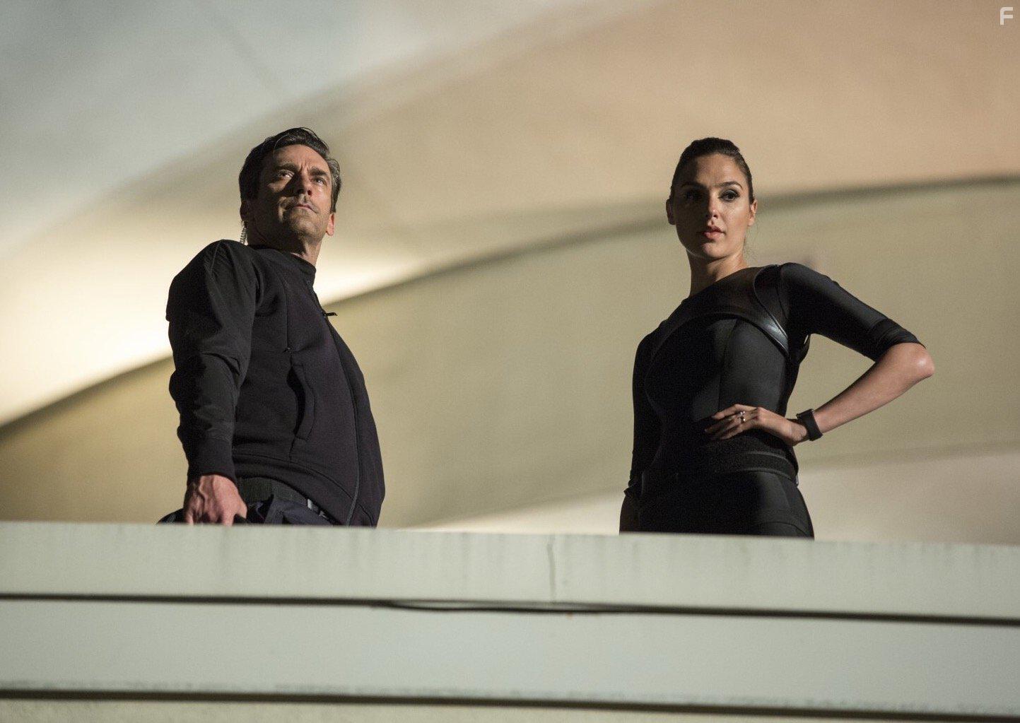 Jon Hamm and Gal Gadot in Keeping Up with the Joneses (2016)