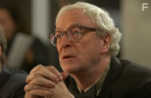 Michael Caine in Свихнувшиеся (2004)