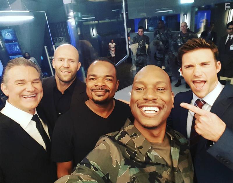 Kurt Russell, Jason Statham, F. Gary Gray, Tyrese Gibson, and Scott Eastwood in Fast & Furious 8 (2017)